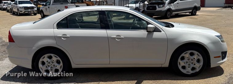 image for item HI9330 2011 Ford Fusion 