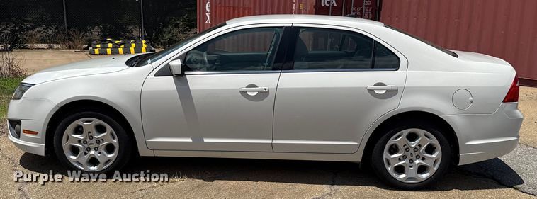 image for item HI9330 2011 Ford Fusion 