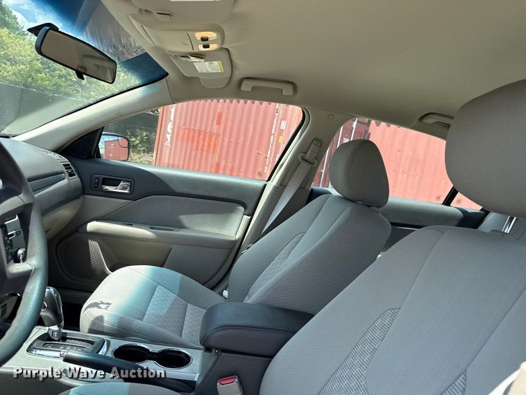 image for item HI9330 2011 Ford Fusion 