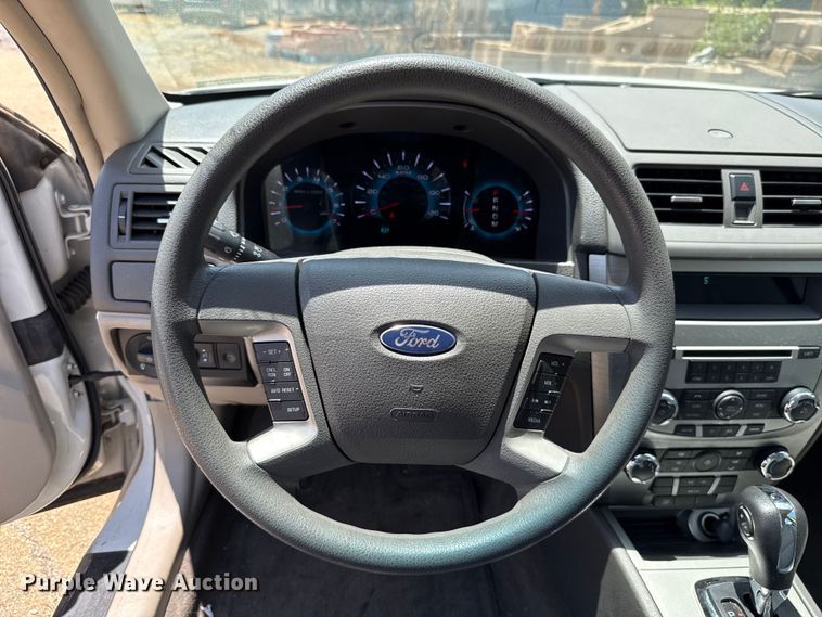 image for item HI9330 2011 Ford Fusion 