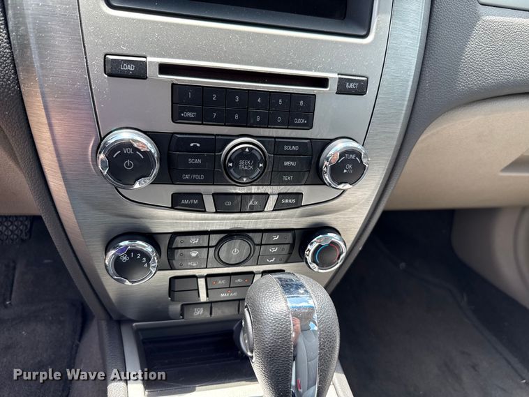 image for item HI9330 2011 Ford Fusion 