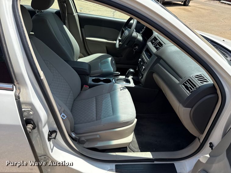 image for item HI9330 2011 Ford Fusion 