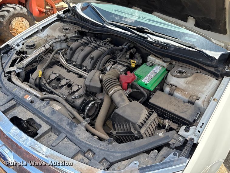 image for item HI9330 2011 Ford Fusion 