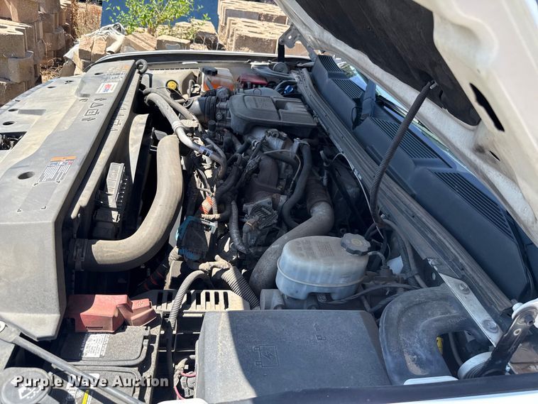 image for item HI9331 2011 Chevrolet Silverado 3500HD Crew Cab pickup truck