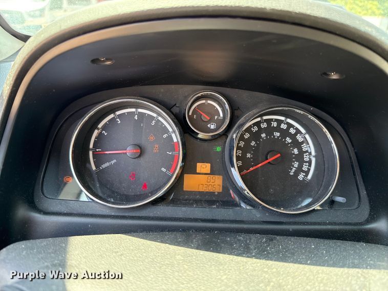 image for item HI9332 2008 Saturn VUE XE SUV