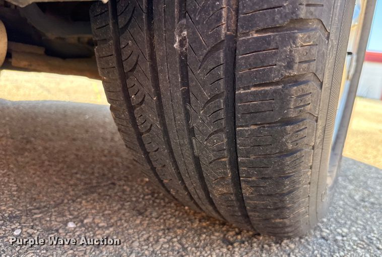 image for item HI9332 2008 Saturn VUE XE SUV