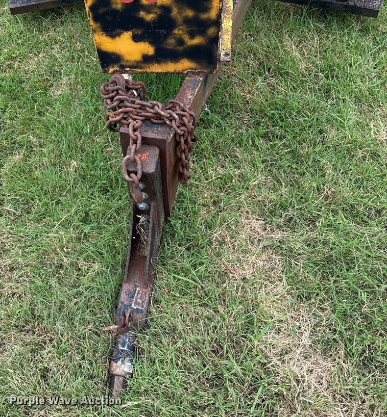 image for item HR9928 Oil distributor trailer