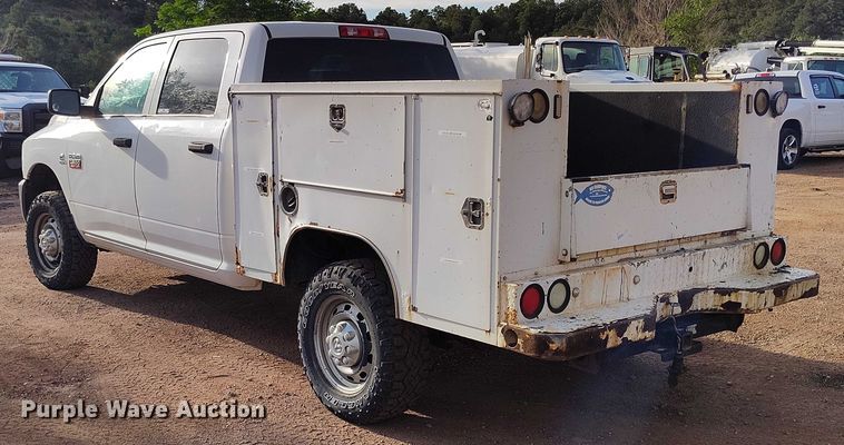 image for item IP9636 2011 Dodge Ram 2500HD Crew Cab utility bed pickup truck