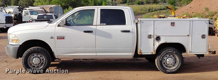 image for item IP9636 2011 Dodge Ram 2500HD Crew Cab utility bed pickup truck