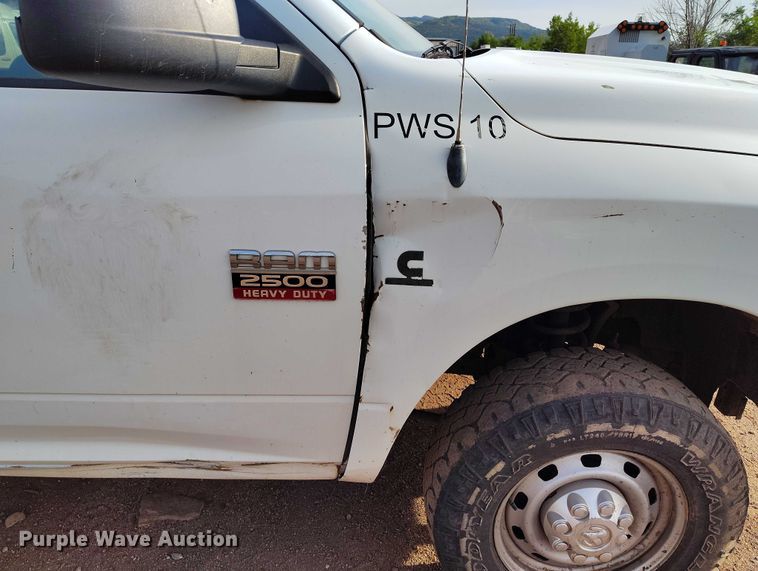 image for item IP9636 2011 Dodge Ram 2500HD Crew Cab utility bed pickup truck