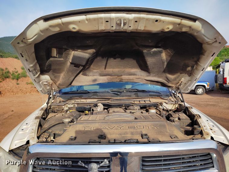 image for item IP9636 2011 Dodge Ram 2500HD Crew Cab utility bed pickup truck