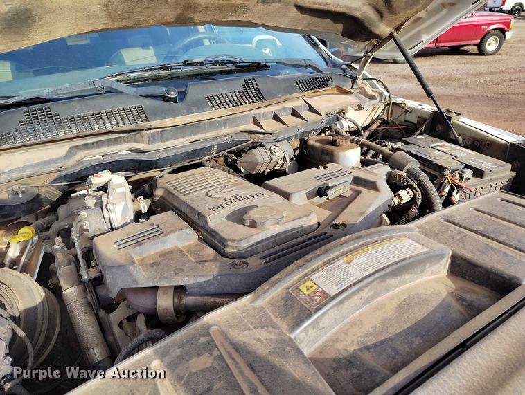 image for item IP9636 2011 Dodge Ram 2500HD Crew Cab utility bed pickup truck