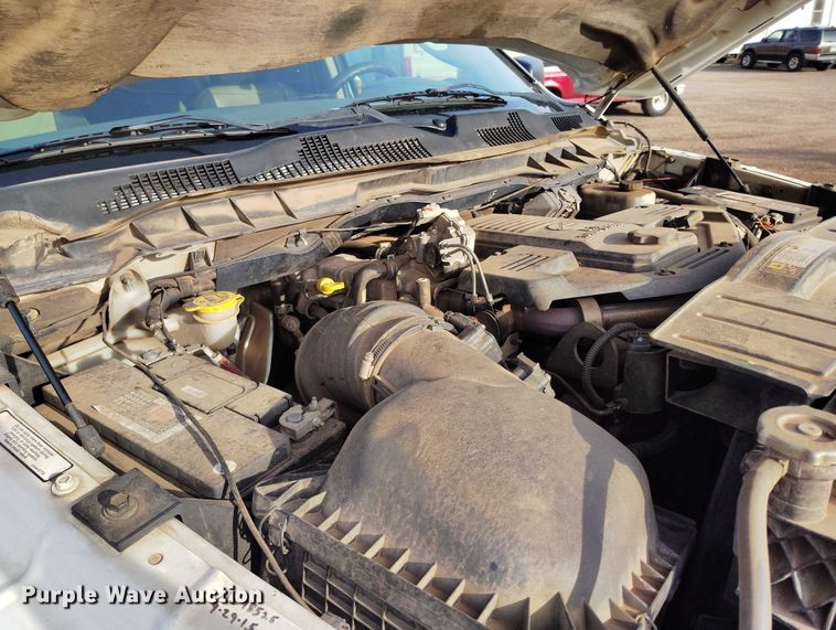 image for item IP9636 2011 Dodge Ram 2500HD Crew Cab utility bed pickup truck