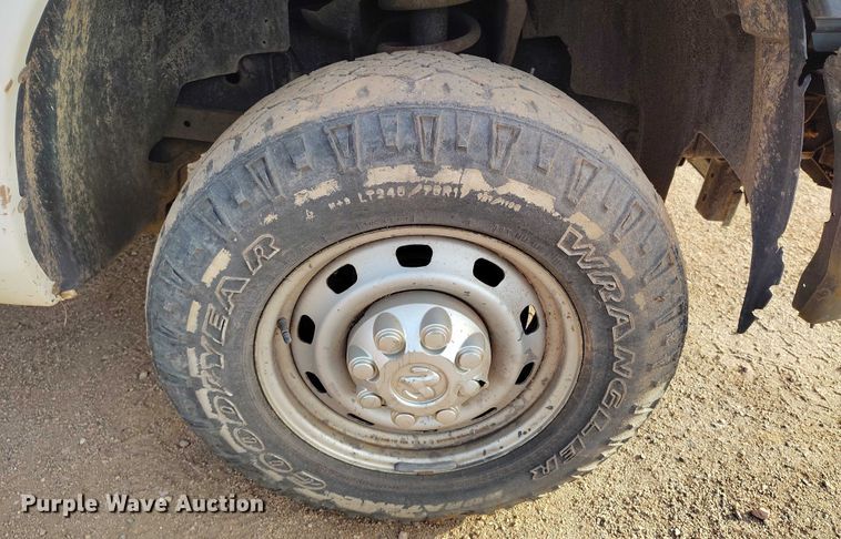 image for item IP9636 2011 Dodge Ram 2500HD Crew Cab utility bed pickup truck