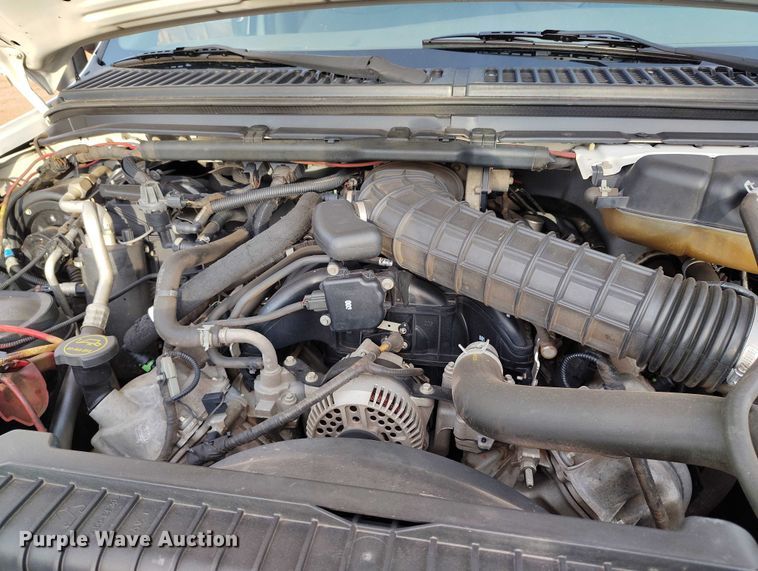 image for item IP9637 2006 Ford F350 Super Duty XL dump bed pickup truck