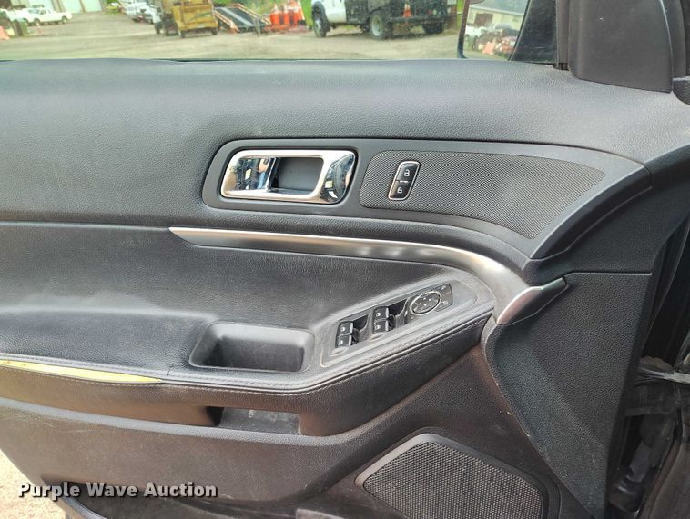 image for item IP9638 2016 Ford Explorer Police Interceptor SUV