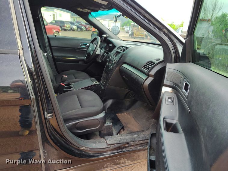 image for item IP9638 2016 Ford Explorer Police Interceptor SUV