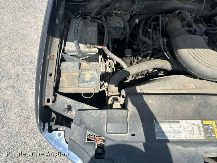 image for item NX9325 2002 Ford F150 SuperCab pickup truck