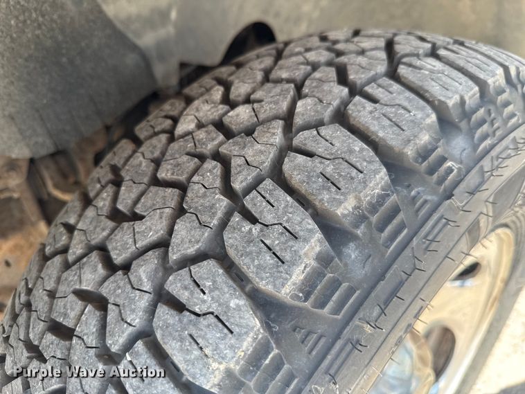 image for item NX9325 2002 Ford F150 SuperCab pickup truck