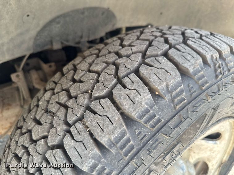 image for item NX9325 2002 Ford F150 SuperCab pickup truck