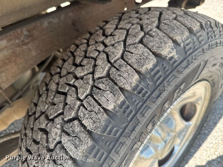 image for item NX9325 2002 Ford F150 SuperCab pickup truck