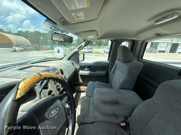 image for item NX9332 2006 Ford F150 pickup truck