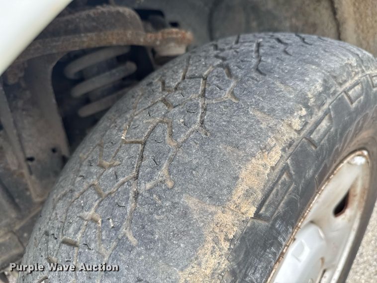 image for item NX9332 2006 Ford F150 pickup truck