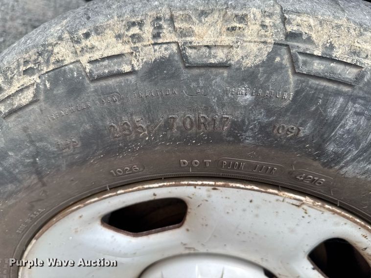 image for item NX9332 2006 Ford F150 pickup truck