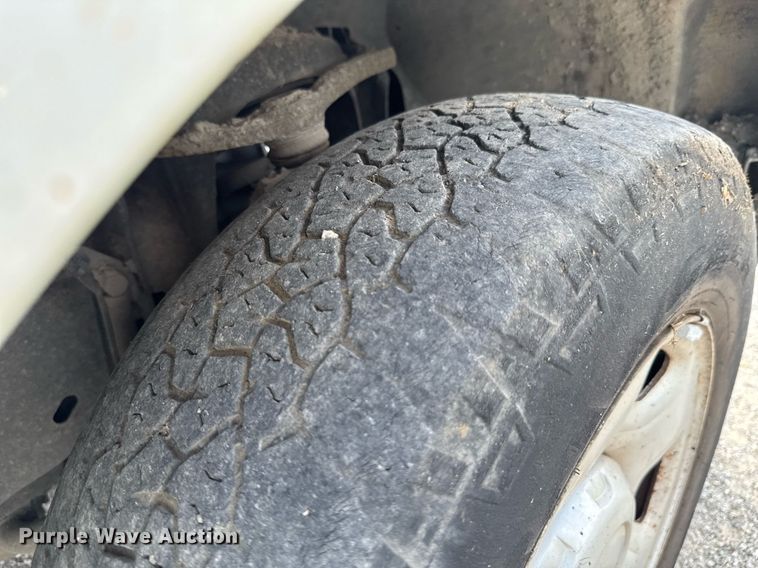 image for item NX9332 2006 Ford F150 pickup truck