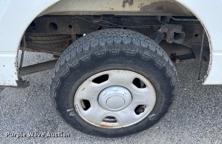 image for item NX9332 2006 Ford F150 pickup truck