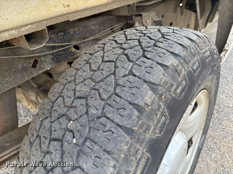 image for item NX9332 2006 Ford F150 pickup truck