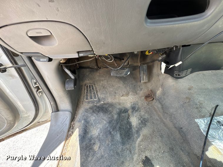 image for item NX9333 1998 Ford F150 pickup truck