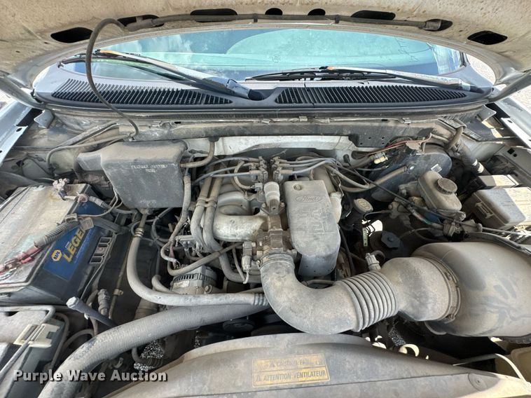 image for item NX9333 1998 Ford F150 pickup truck