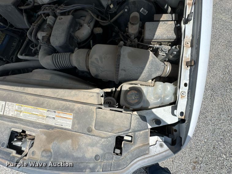 image for item NX9333 1998 Ford F150 pickup truck