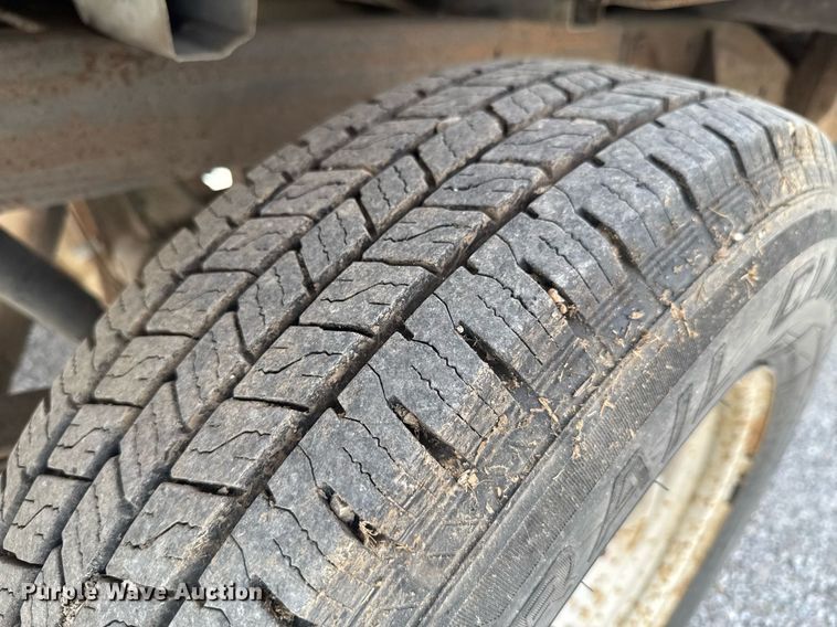 image for item NX9333 1998 Ford F150 pickup truck