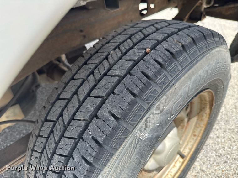 image for item NX9333 1998 Ford F150 pickup truck