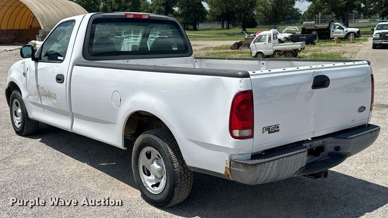 image for item NX9336 2004 Ford F150 pickup truck