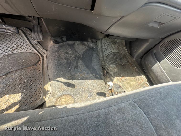 image for item NX9336 2004 Ford F150 pickup truck