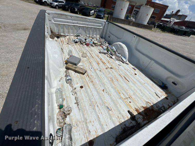 image for item NX9336 2004 Ford F150 pickup truck