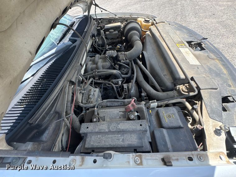 image for item NX9336 2004 Ford F150 pickup truck