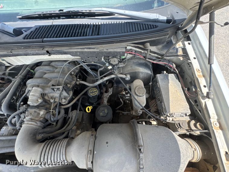 image for item NX9336 2004 Ford F150 pickup truck