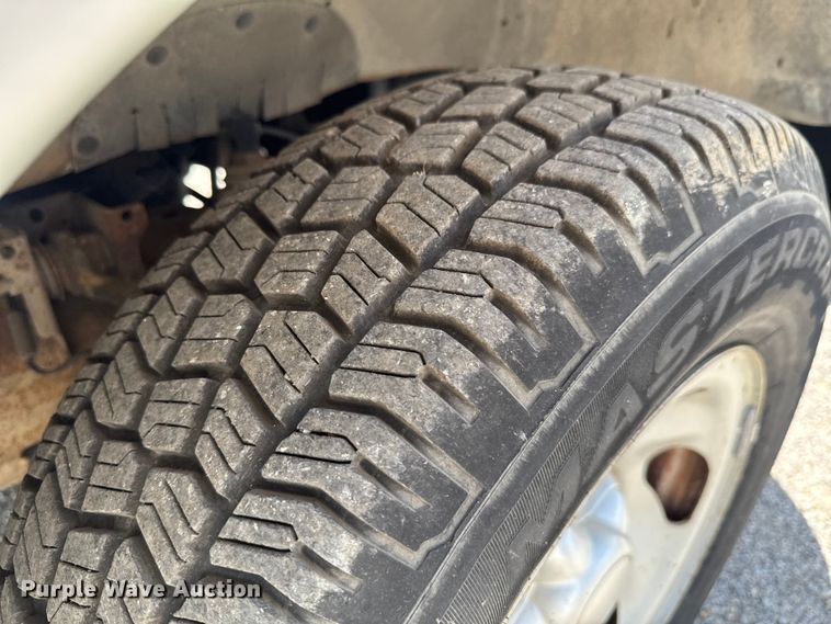 image for item NX9336 2004 Ford F150 pickup truck