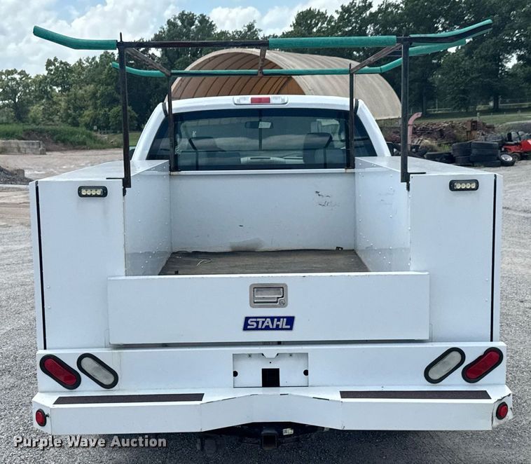 image for item NX9339 2006 Ford F150 SuperCab utility bed pickup truck