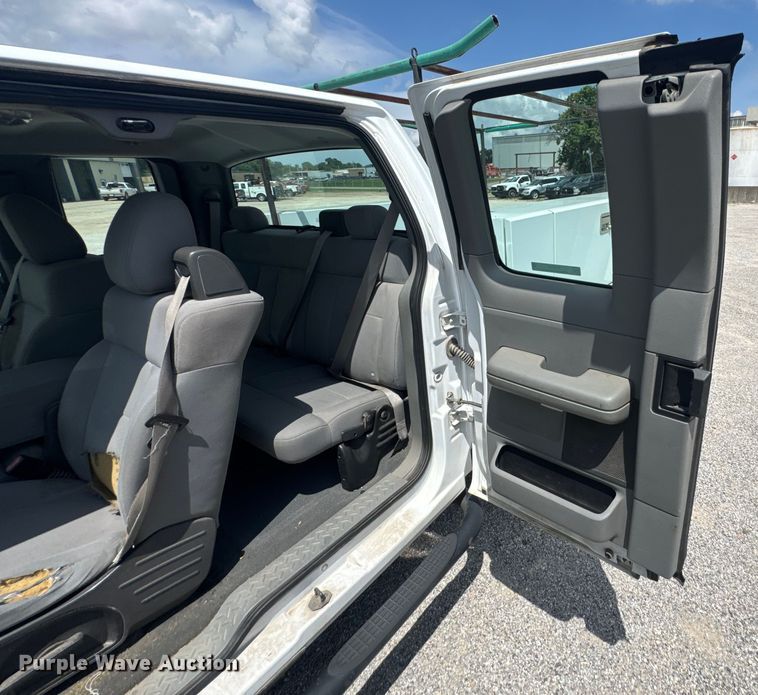 image for item NX9339 2006 Ford F150 SuperCab utility bed pickup truck