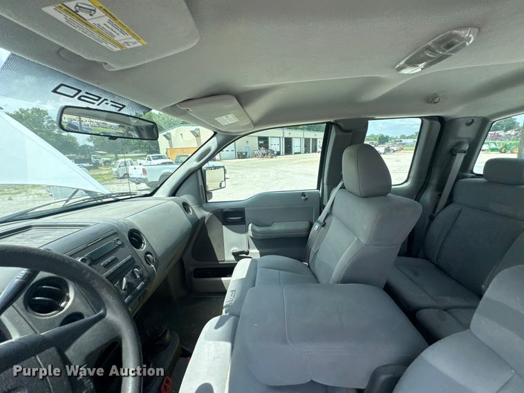 image for item NX9339 2006 Ford F150 SuperCab utility bed pickup truck