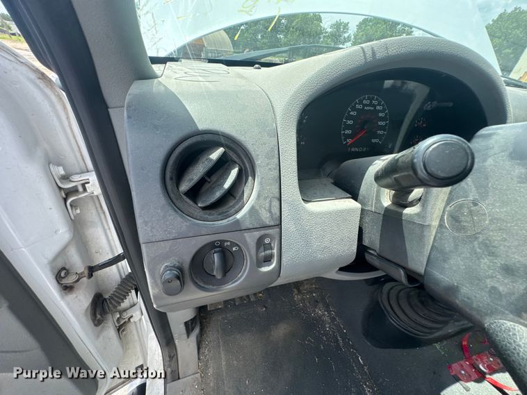 image for item NX9339 2006 Ford F150 SuperCab utility bed pickup truck