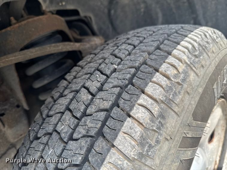 image for item NX9339 2006 Ford F150 SuperCab utility bed pickup truck