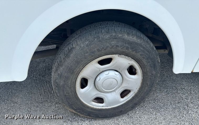 image for item NX9339 2006 Ford F150 SuperCab utility bed pickup truck