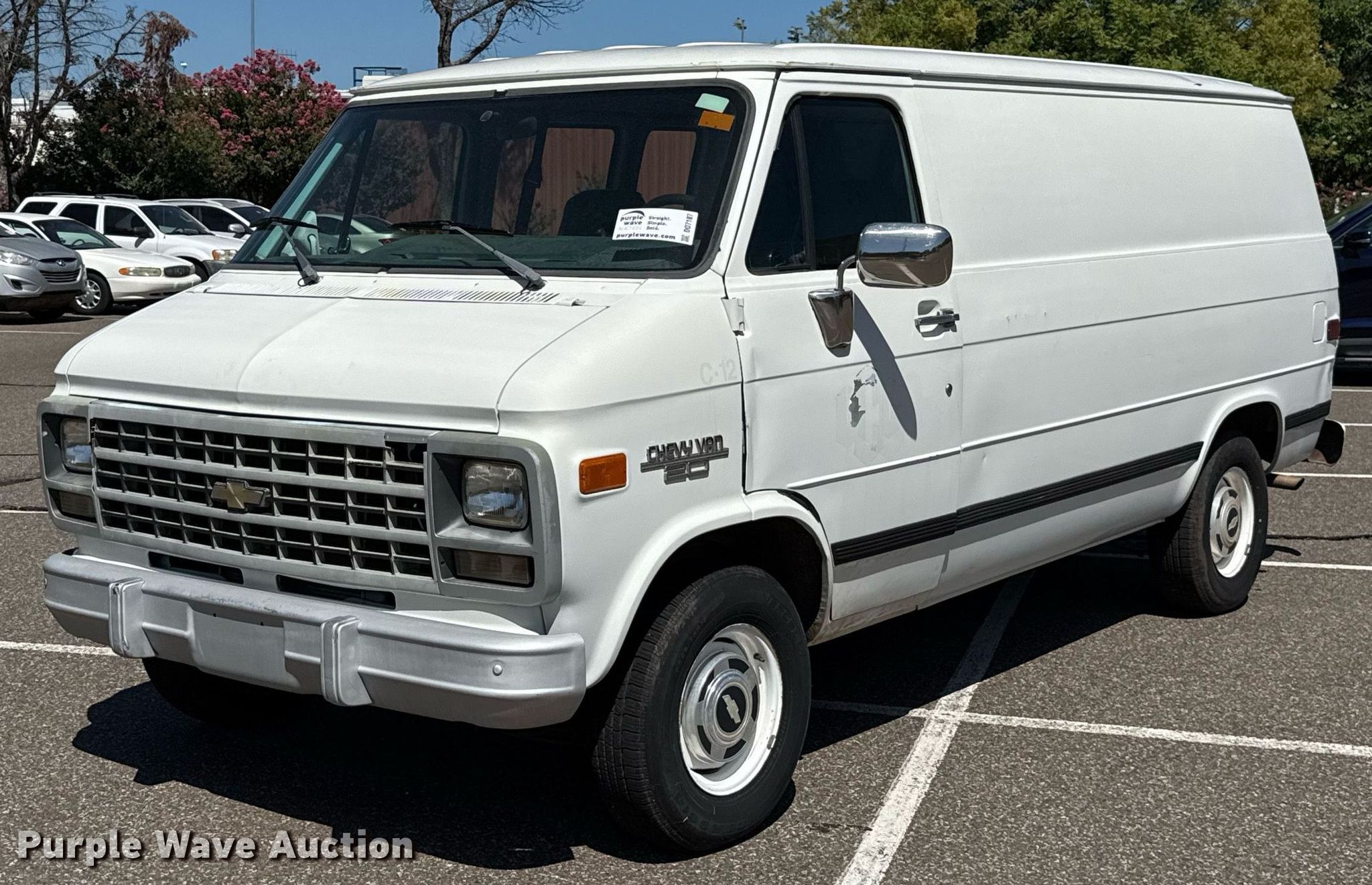 1993 Chevrolet G-Series van in Edmond, OK | Item DO7187 sold