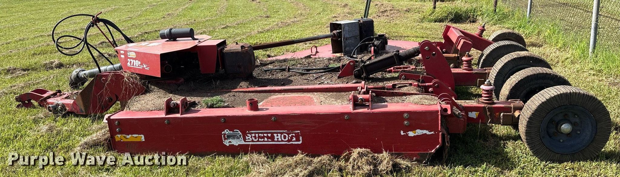 Bush Hog 2710 Legend batwing rotary mower in Quitman, TX | Item